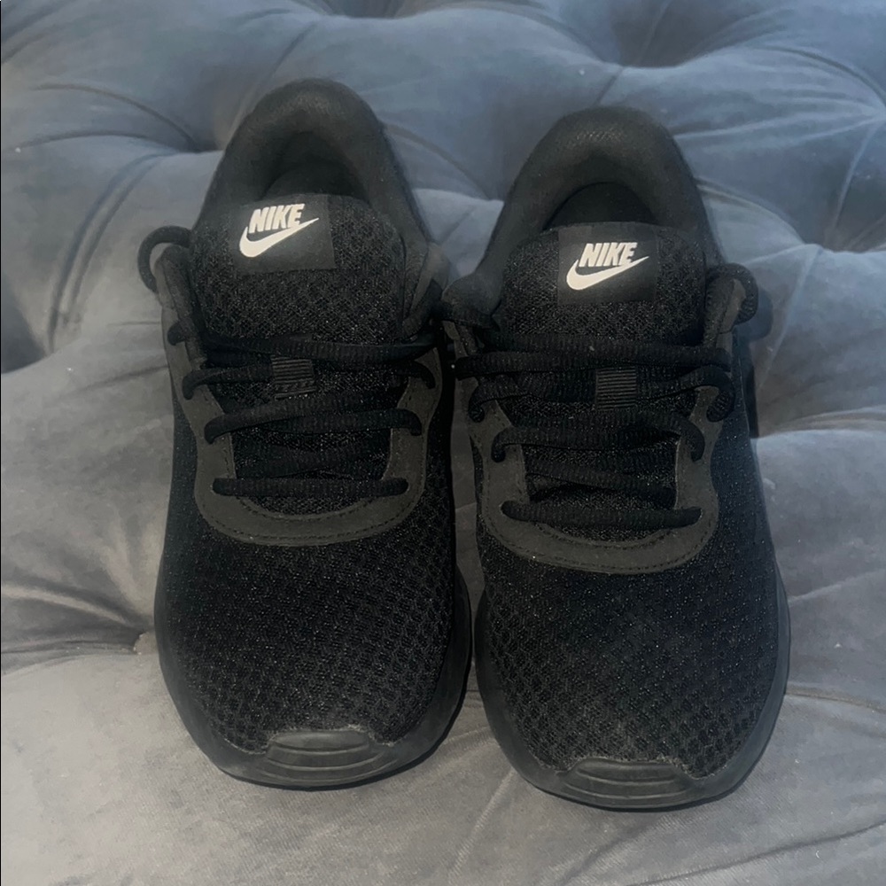 Nike Kids Black Sneakers